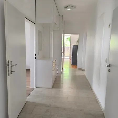 Graz Ferienwohnungen Lägenhet *